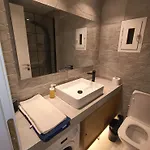 Metro 1 -private Parking 500m- Apartment Thessaloniki