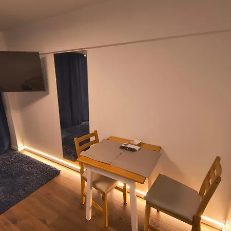 Metro 1 -private Parking 500m- *