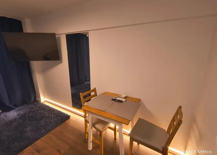 Metro 1 -private Parking 500m- *