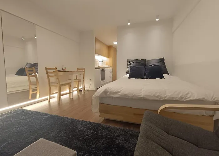 Metro 1 -private Parking 500m- *