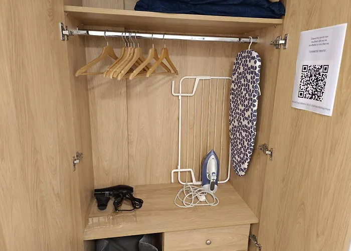 Metro 1 -private Parking 500m- Салоники